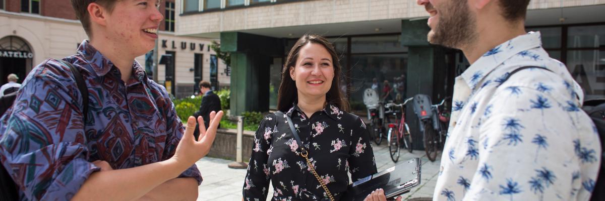 University of Helsinki employees in front of Porthania