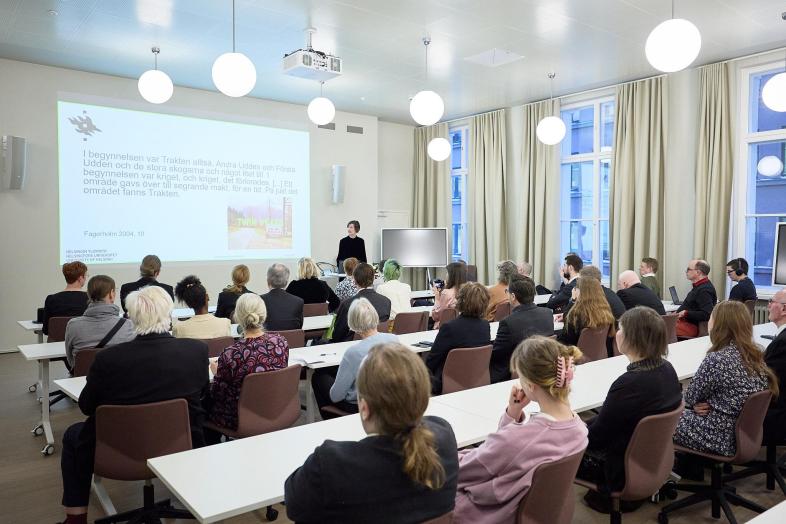 Föreläsning pågår i föreläsningssalen.