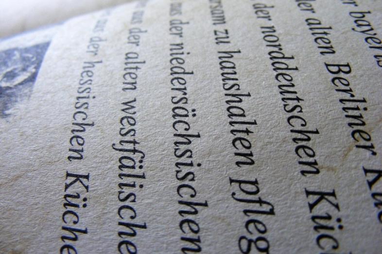 Saksankielistä tekstiä.